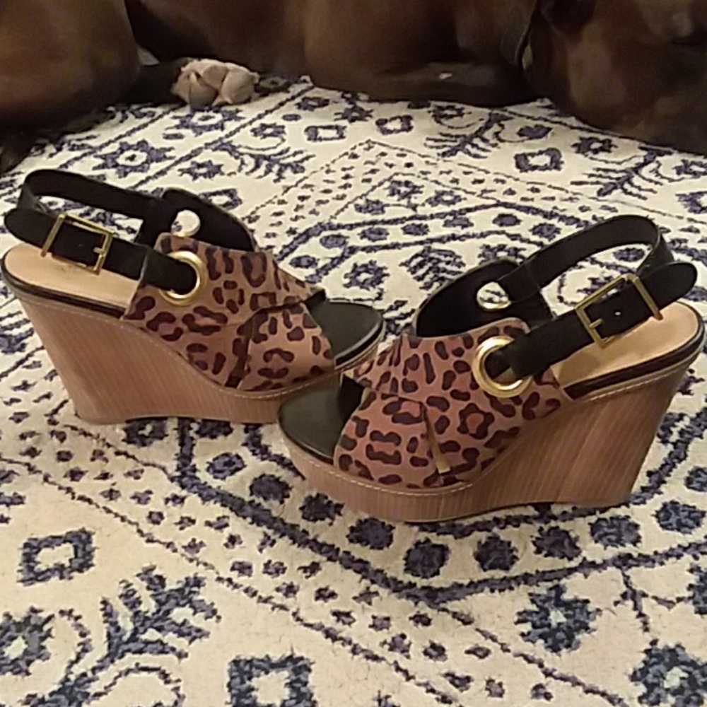Wedges shoes